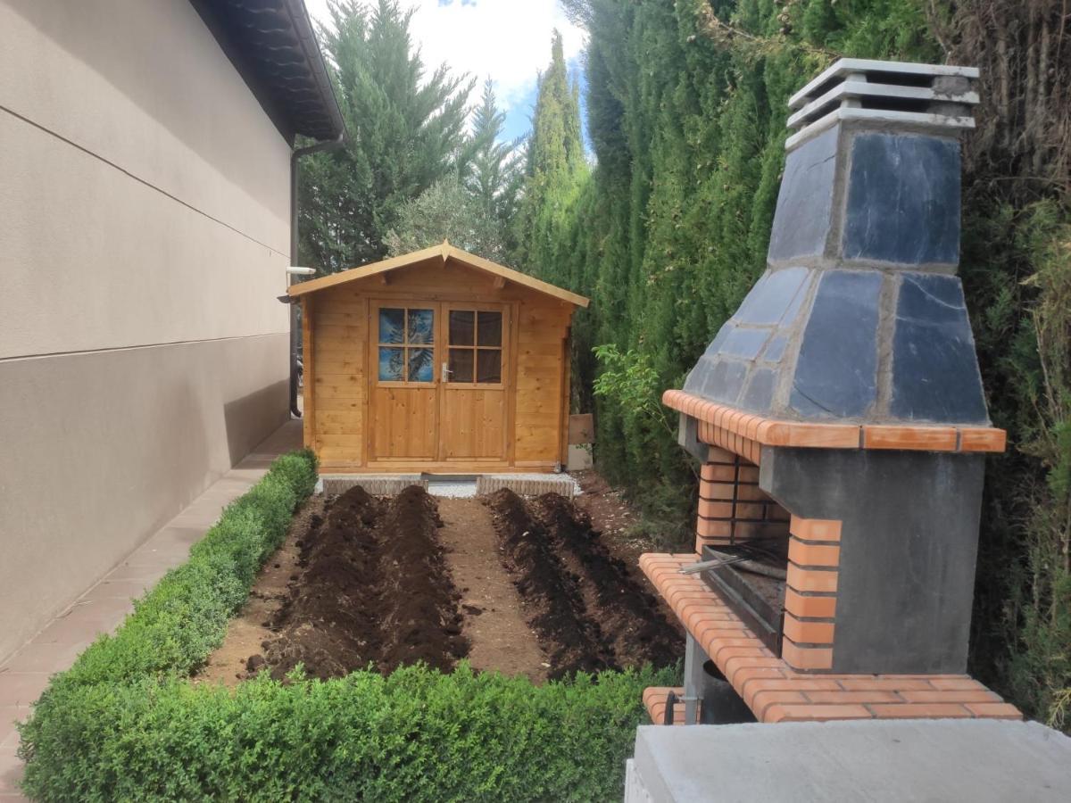 Vivienda El Olivo Con Piscina Privada Y Jardin. Villa Ayegui Ngoại thất bức ảnh